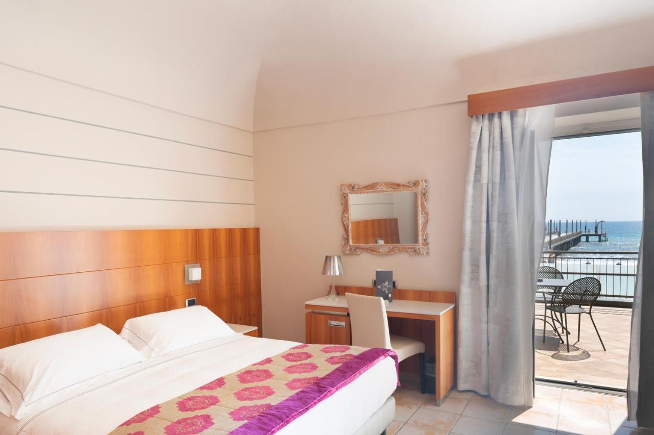 Hotel Ligure Alassio Buitenkant foto