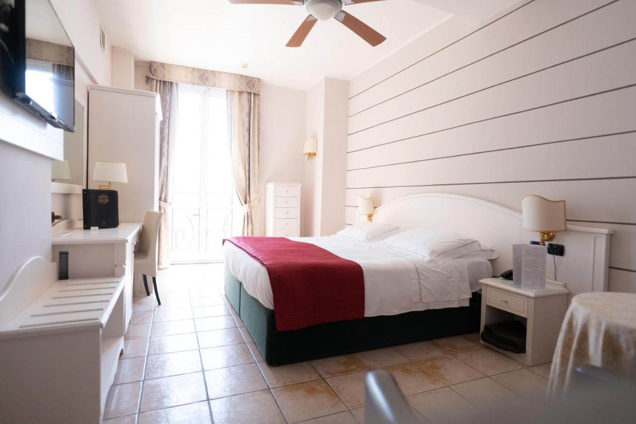 Hotel Ligure Alassio Buitenkant foto